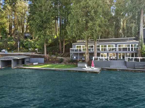 3220 Southshore Blvd, Lake Oswego, OR 97034