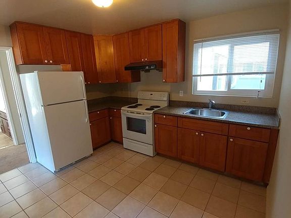 5th image of 776 Hillside Blvd APT 3
