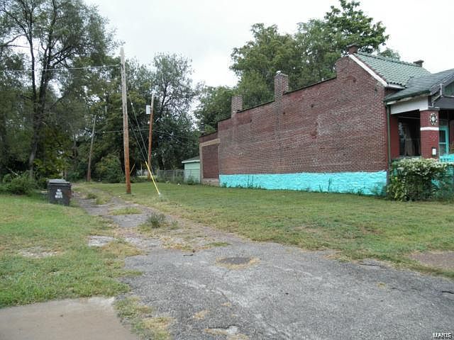 1st image of 4057 N Market St