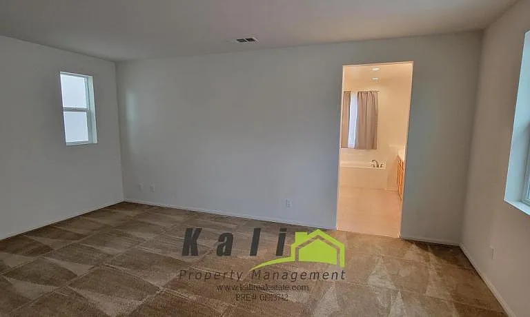 1333 Pershing Rd — Photo 18