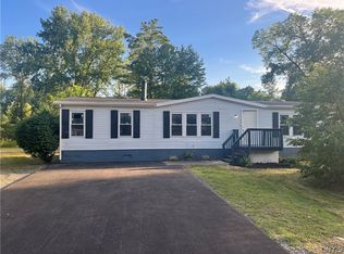 1450 Lamoy Rd, Kirkville, NY 13082