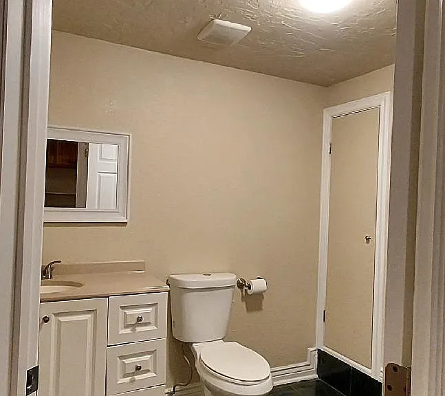 12937 S Browns Pond Cv #4 — Photo 9