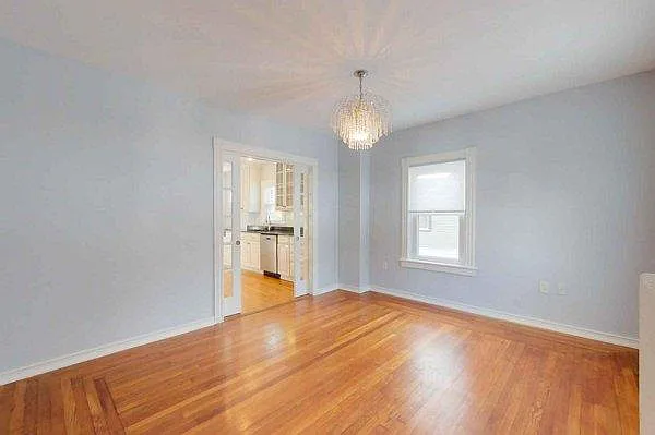 62 Roseneath Ave — Photo 7