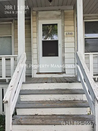1946 N 39th St Photo 1