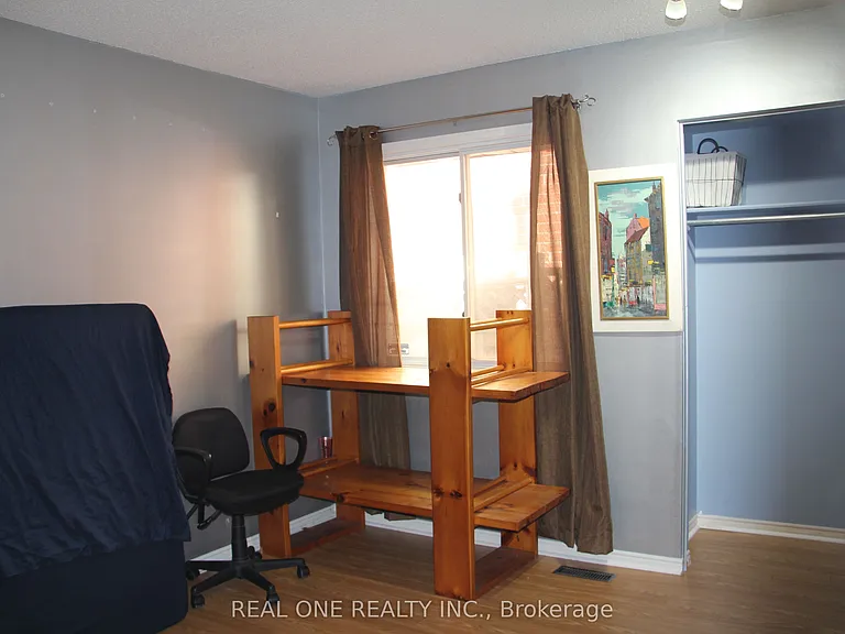 1019 Aldersbrook Rd — Photo 22