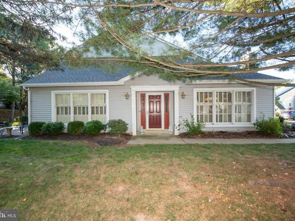 41 Nathan Ct, Newtown, PA 18940