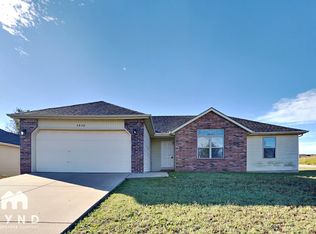 4840 W Skyler Dr, Springfield, MO 65802