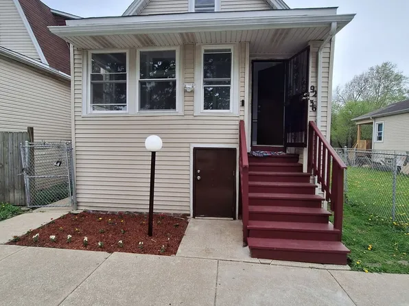 9236 S Blackstone Ave, Chicago, IL 60619