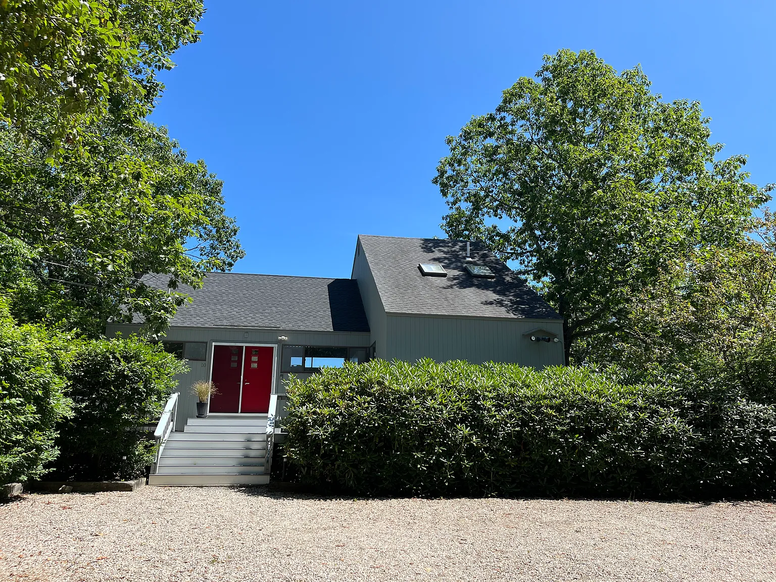 3 bed, 2000 sqft, $3,500 — Photo 2