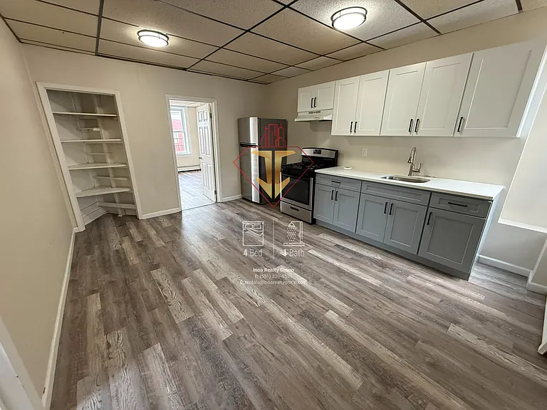 938 Westside Ave #4 — Photo 3