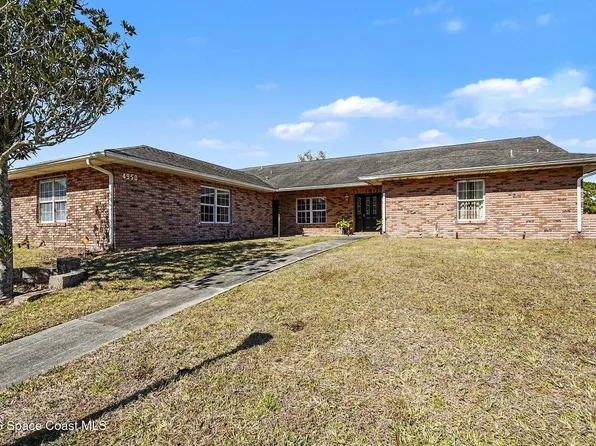 4950 Country Pl, Grant Valkaria, FL 32949