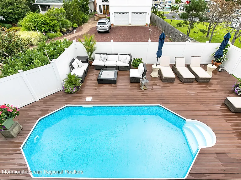 12 Captains Ct — Photo 18