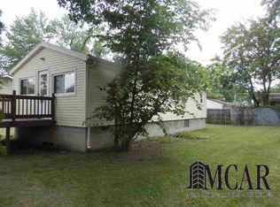 4119 6th St, Newport, MI 48166