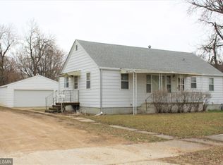 1010 Rose Ave, Worthington, MN 56187