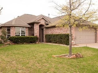 1004 Dusty Palomino Dr, Fort Worth, TX 76179