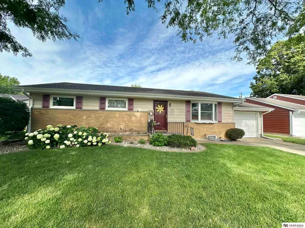 919 N William Ave, Fremont, NE 68025