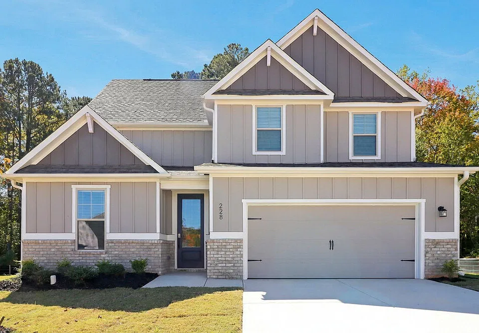228 Cantrell Dr