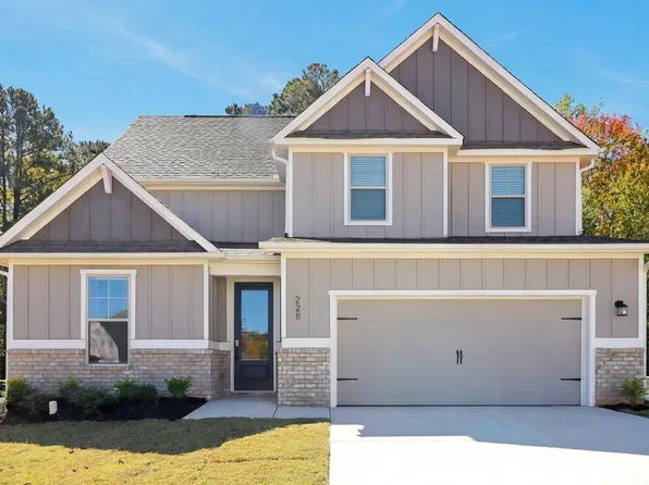 228 Cantrell Dr, Dallas, GA 30157