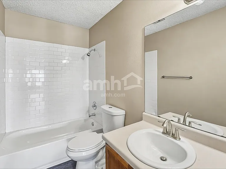 6678 Snow Meadow Dr — Photo 14