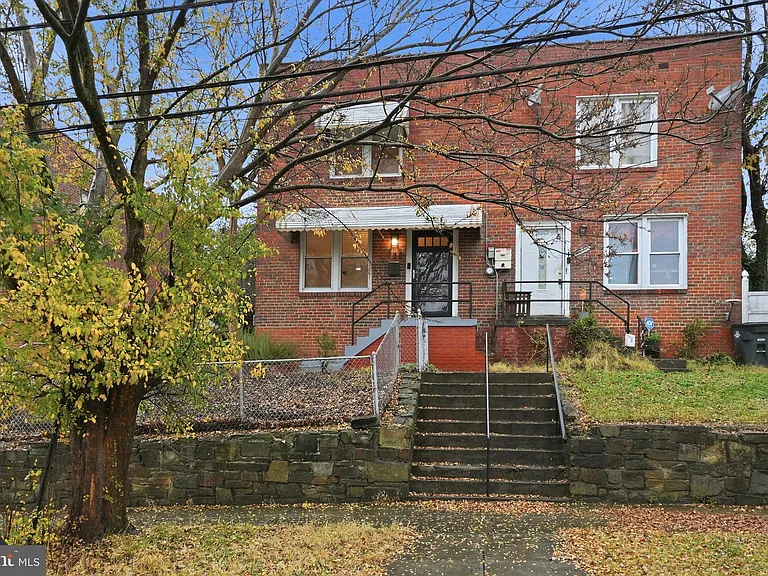 742 Congress St SE — Photo 25