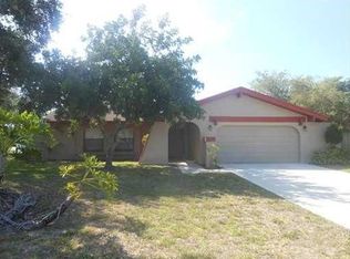 12332 Lacewood Ln, Wellington, FL 33414