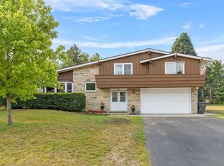 3029 Clayton Ave, East Troy, WI 53120