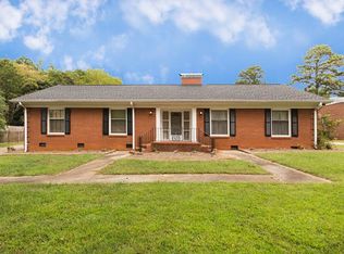 5825 Hickory Grove Rd, Charlotte, NC 28215