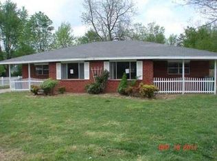 2005 W Oak St #A, Rogers, AR 72758
