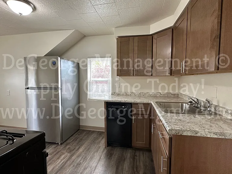Sterling Square Townhomes — Photo 70