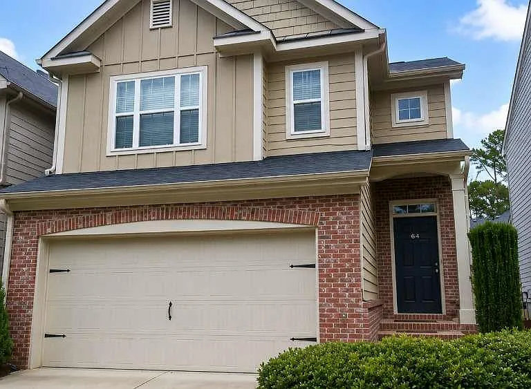 64 Creighton Ln — Photo 1