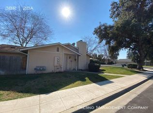530 W Escalon Ave APT 101, Clovis, CA