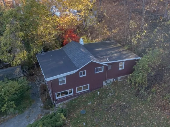 18 Decker Pond Rd, Vernon Twp., NJ 07461