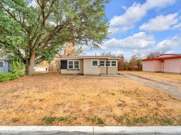 5528 Rickenbacker Pl