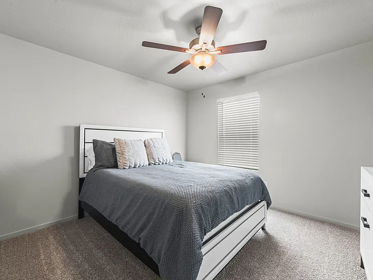 5110 W Longtail Rd — Photo 16