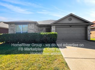 1035 Caliente Dr, Grand Prairie, TX 75051