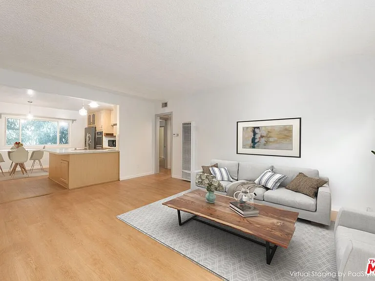 8335 W Manchester Ave #B — Photo 1