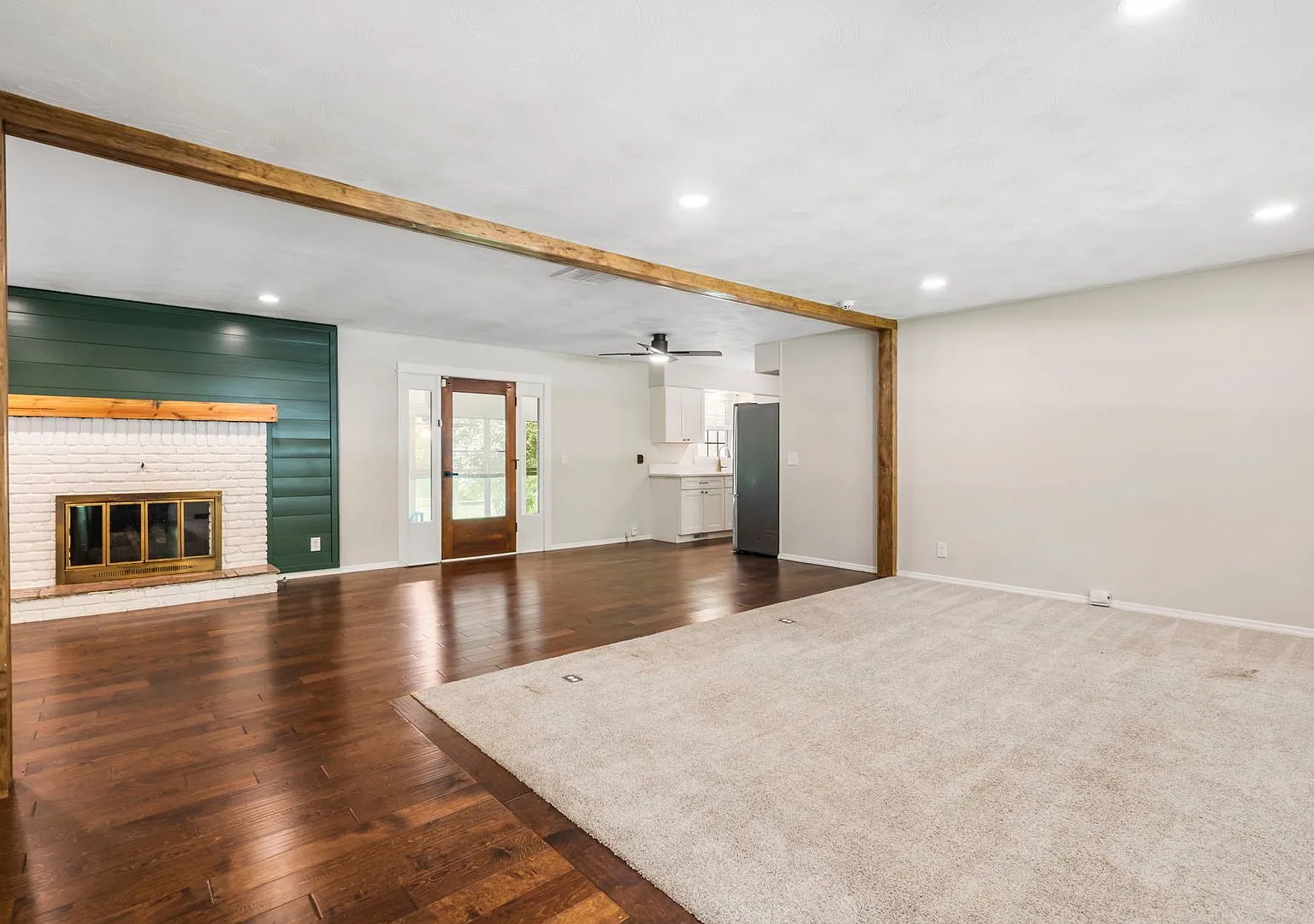 3 Bedroom 2 Bathroom Springfield, MO — Photo 4