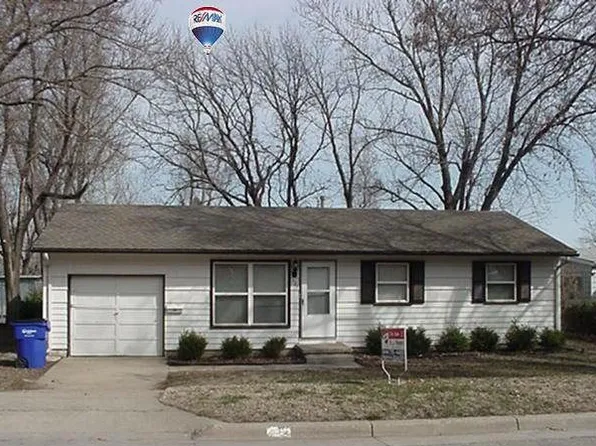 525 S Garfield St, Junction City, KS 66441