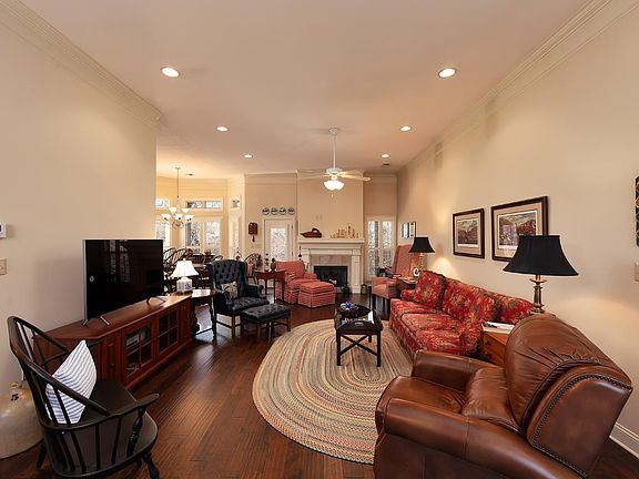5th image of 345 Copper Creek Dr