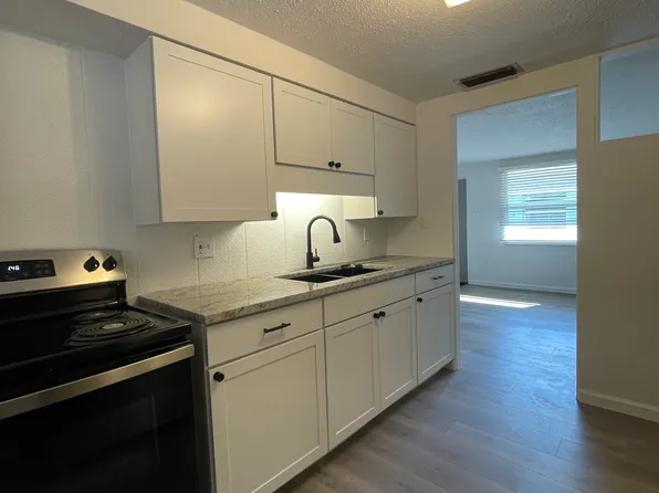 14630 64th St N, Clearwater, FL 33760