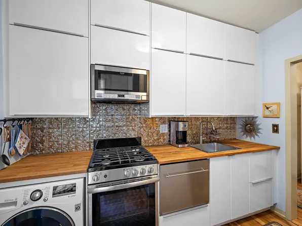 1175 Anderson Avenue image 5 of 6
