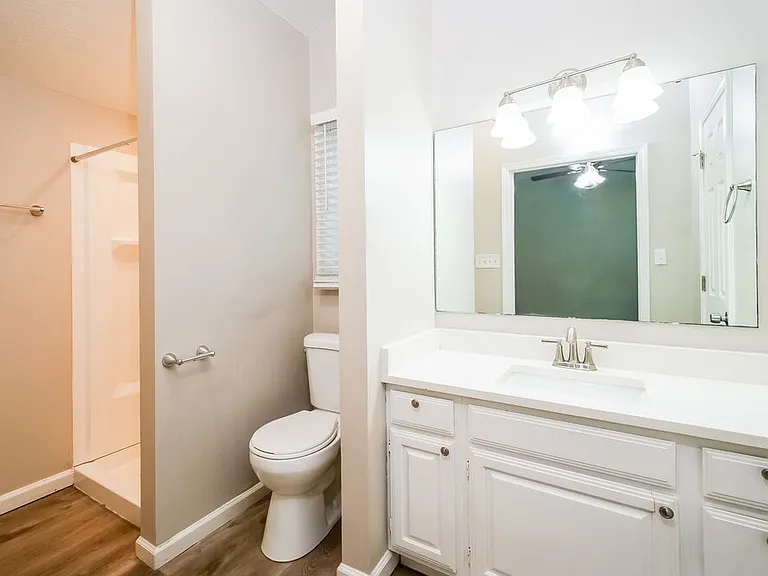 5865 Petersen Ct — Photo 13