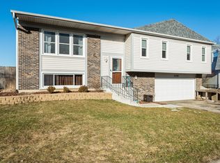 148 Wedgewood Way, Bolingbrook, IL 60440