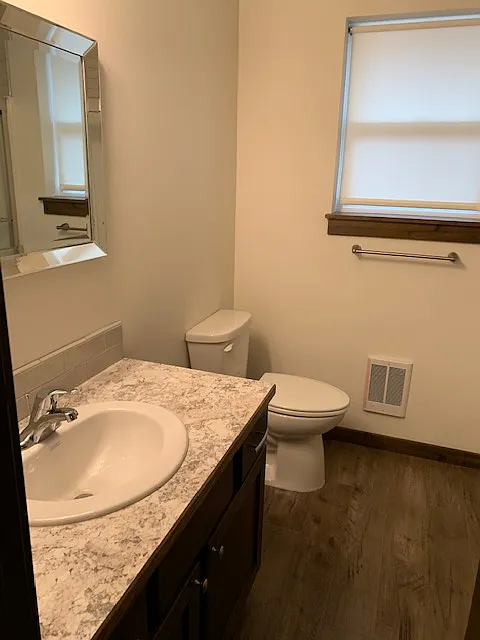 2 bed, 2.5 bath, 1550 sqft, $1,650 — Photo 3