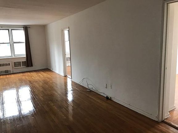 5th image of 41 Barker Ave APT 4A