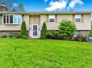 506 Gladiola Dr #L-9, Clarks Summit, PA 18411