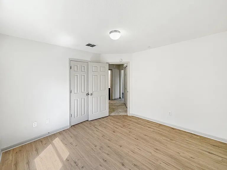 9566 Everton — Photo 15