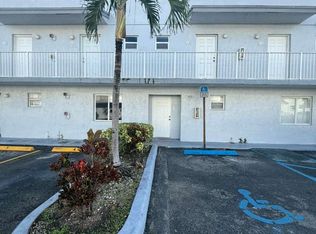 8027 NW 8th St, Miami, FL 33126