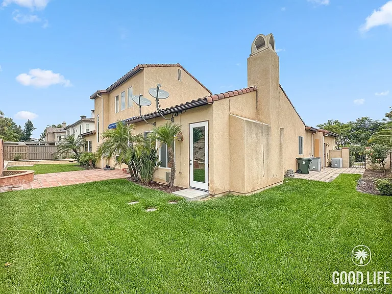 1348 N Paradise Ridge Way — Photo 32