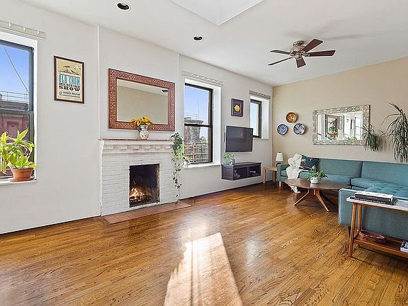 2nd image of 343 15th St #4B